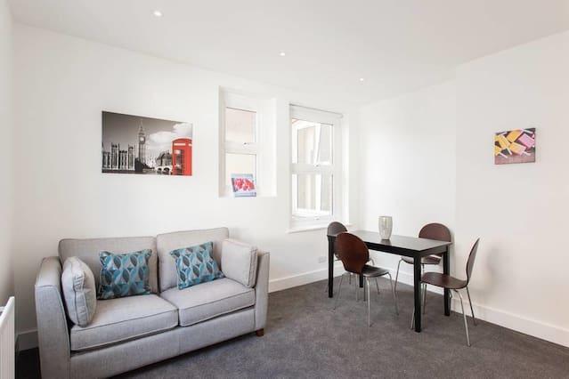 Kennington Apartment 1/Apartment ลอนดอน ภายนอก รูปภาพ